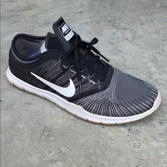 nike flex adapt tr